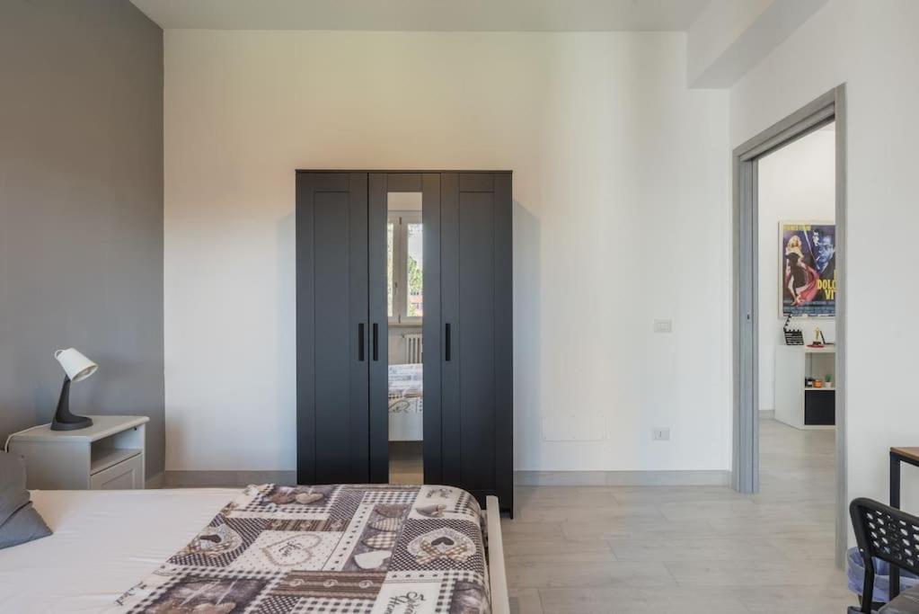 Apartmán Cinema House In Cinecitta Řím Exteriér fotografie